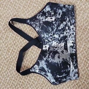 Under Armour Sports Bra.  Tag states large fits like medium.